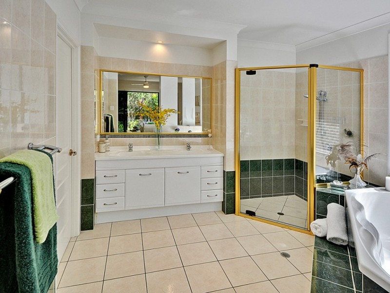 13 Campbellville Circuit, Pelican Waters QLD 4551