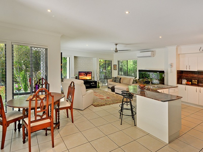 13 Campbellville Circuit, Pelican Waters QLD 4551