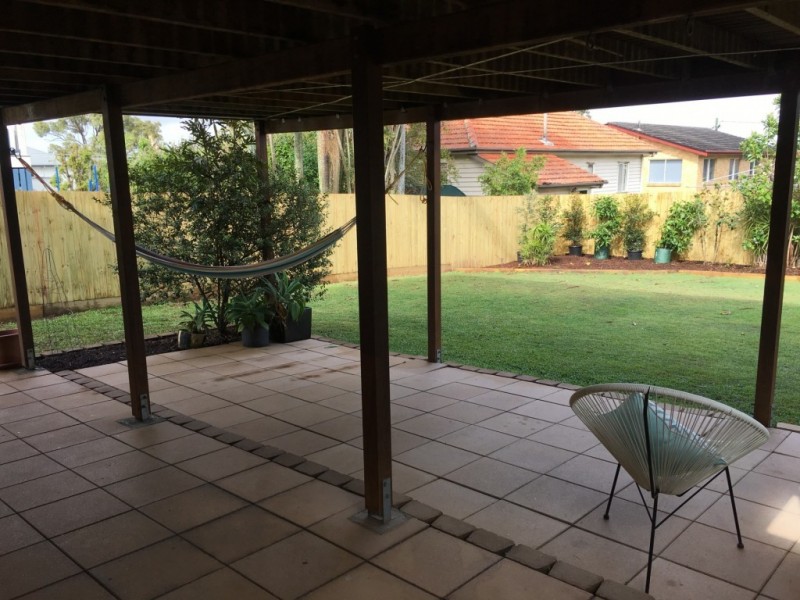 47 Nash Street, Sandgate QLD 4017