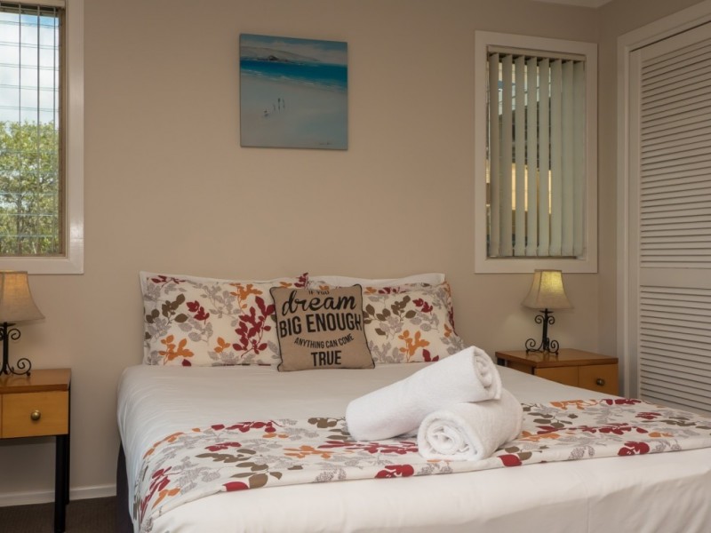 2 Creek St, Hastings Point NSW 2489