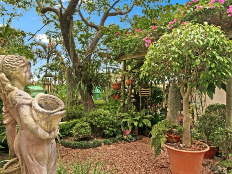 18 Anniversary Place, Tuggerah NSW 2259