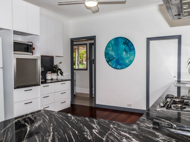 54 Pear Street, Greenslopes QLD 4120