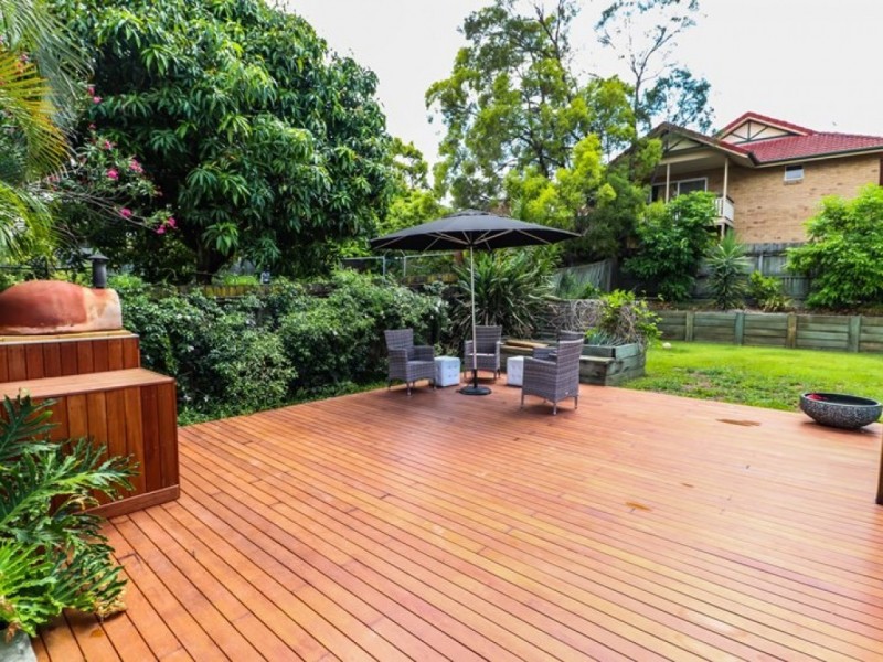 54 Pear Street, Greenslopes QLD 4120