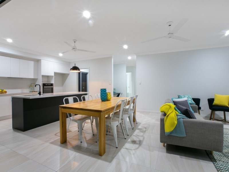 12 Midship Street, Trinity Beach QLD 4879