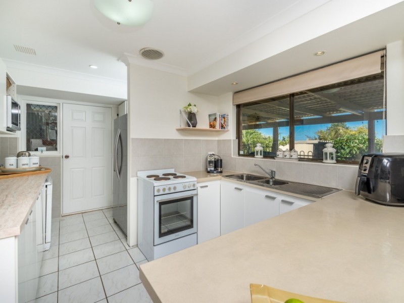 15 Giralt Road, Marangaroo WA 6064