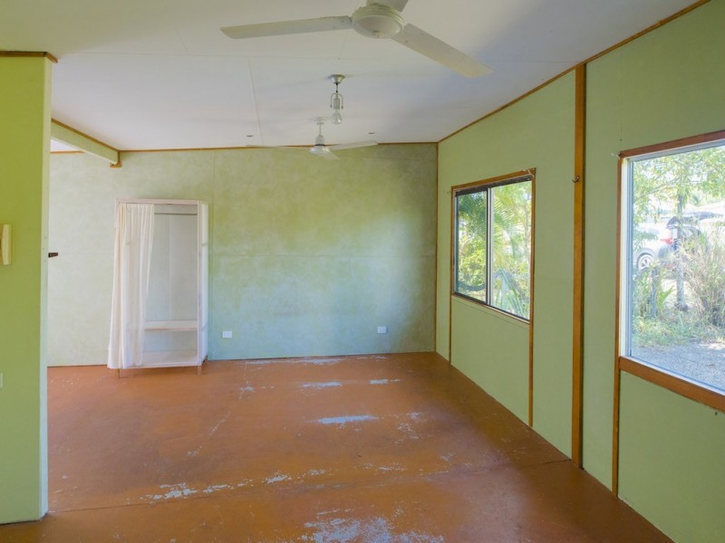 34 Andrews Street, Newell QLD 4873