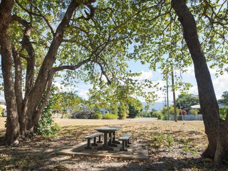 34 Andrews Street, Newell QLD 4873