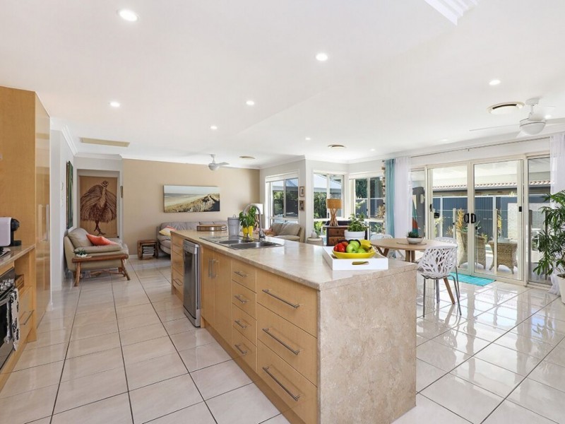25 Riverstone Place, Bli Bli QLD 4560