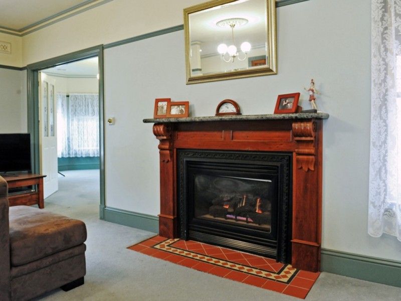 14 Peace Street, Kangaroo Flat VIC 3555