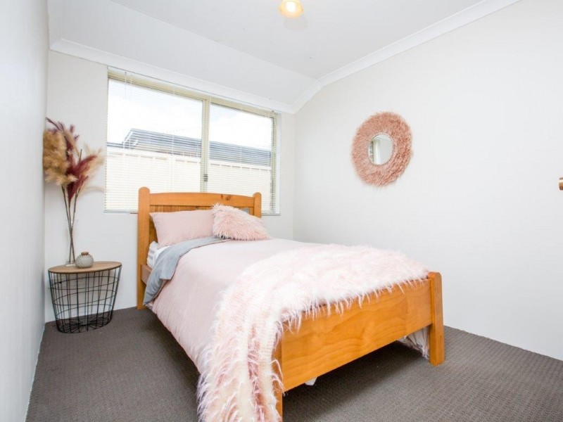 2 Carr Place, Usher WA 6230