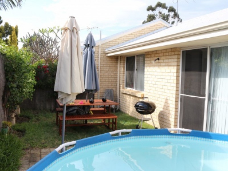 2/38 Temple Street, Victoria Park WA 6100