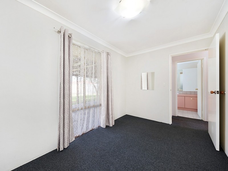 27 Mandarin Way, Seville Grove WA 6112