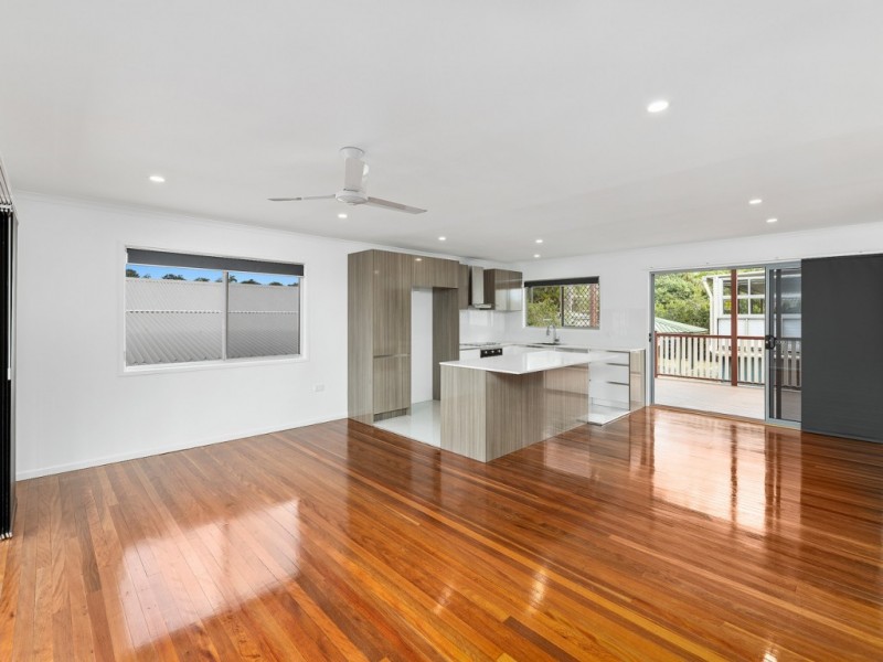 50 Lobelia Avenue, Daisy Hill QLD 4127