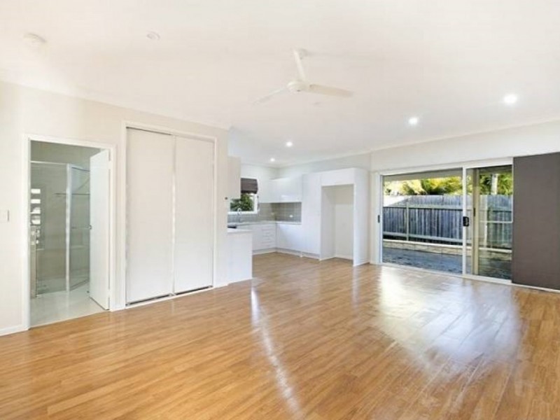 50 Lobelia Avenue, Daisy Hill QLD 4127