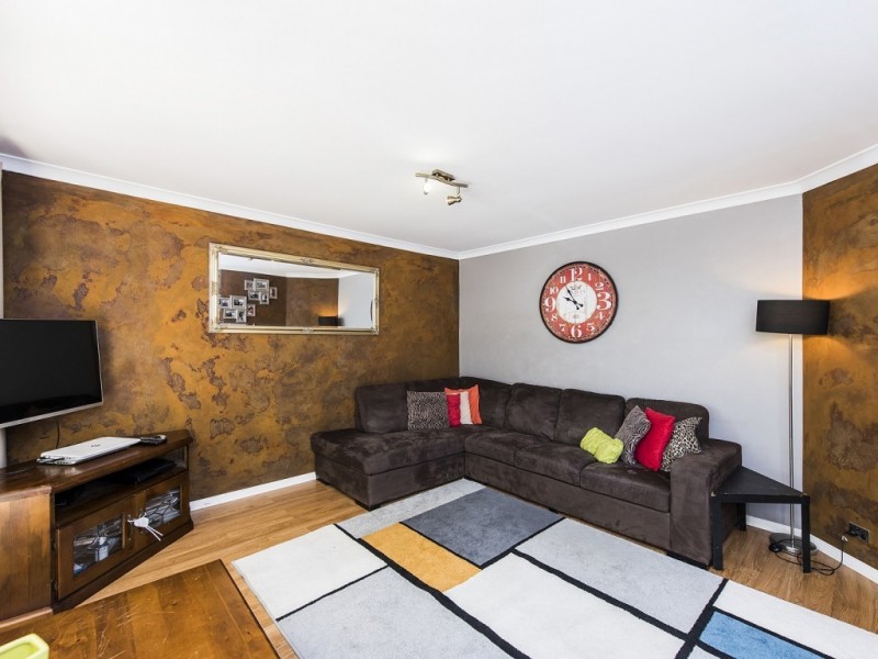 55 Peelwood Pde, Halls Head WA 6210