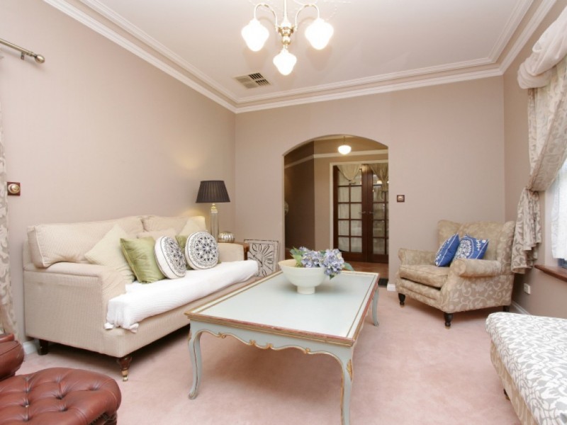 14 Chardonnay Drive, The Vines WA 6069