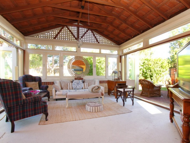 14 Chardonnay Drive, The Vines WA 6069