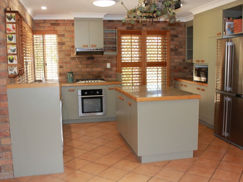 140 Blackwall Road, Chuwar QLD 4306