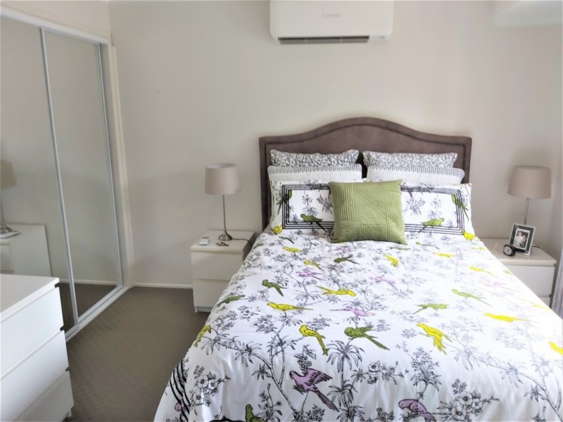 4 Oxley Circuit, Daisy Hill QLD 4127