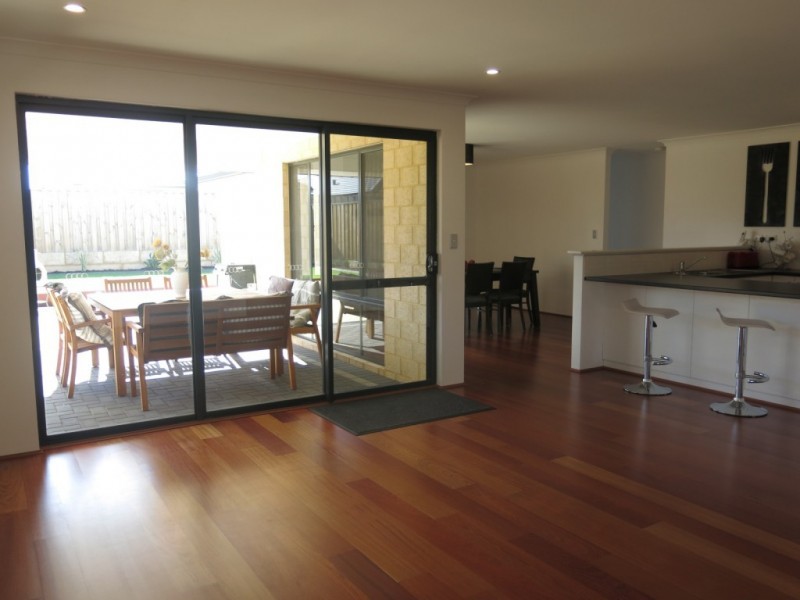 39 Adlington Way, Ellenbrook WA 6069