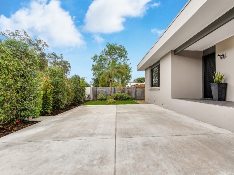 1/10 Doolooma Street, Mountain Creek QLD 4557