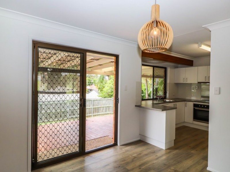 76 Belinda Crescent, Springwood QLD 4127