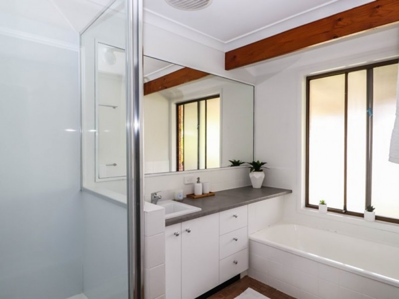 76 Belinda Crescent, Springwood QLD 4127