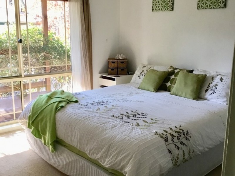 5 Woodlands Grove, Bright VIC 3741