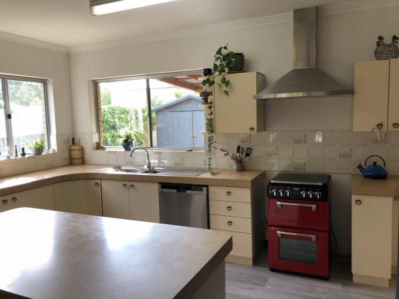 21 Albemarle Way, High Wycombe WA 6057