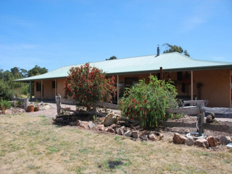 125 Charles Hall Road, Foster VIC 3960