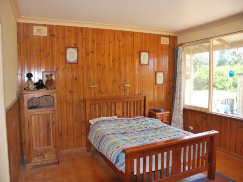 125 Charles Hall Road, Foster VIC 3960