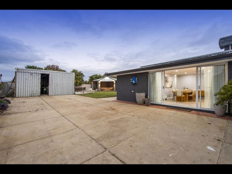 6 McVeigh Street, Singleton WA 6175