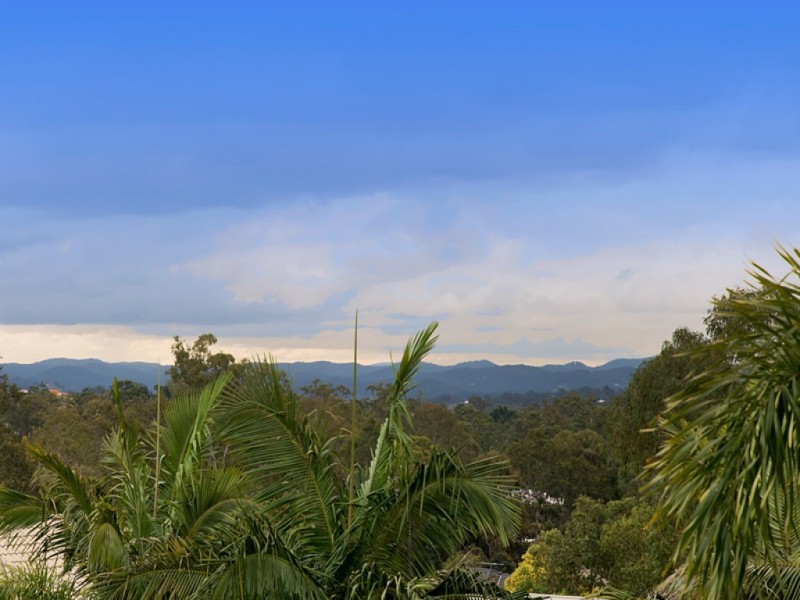 37 Goodenia Crescent, Seventeen Mile Rocks QLD 4073