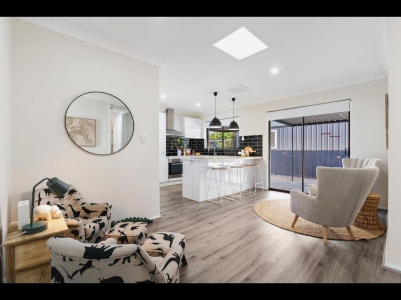 22 Lawrence Street, Gosnells WA 6110