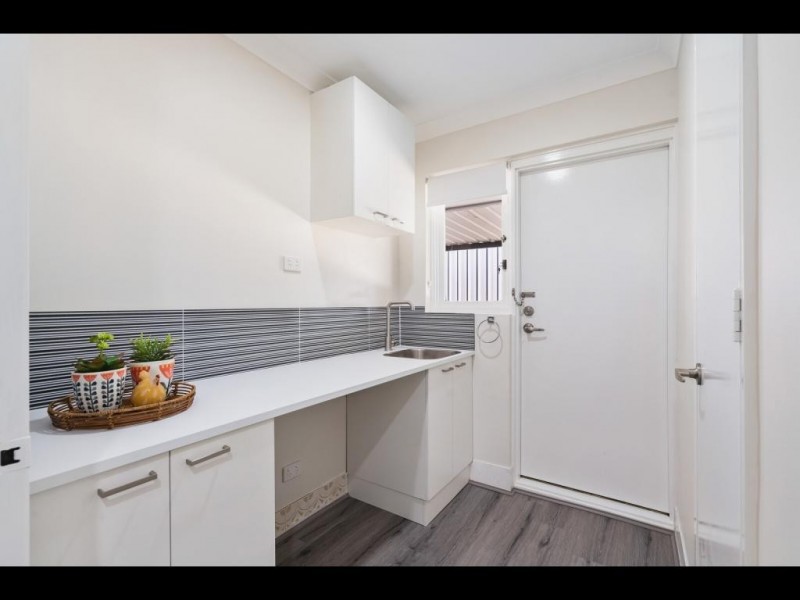 22 Lawrence Street, Gosnells WA 6110