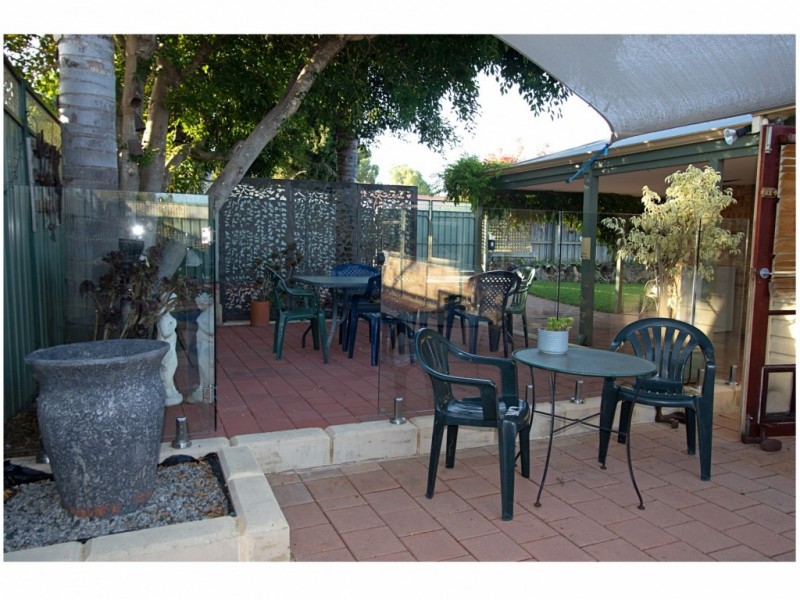 1 Dalton Place, Wilson WA 6107