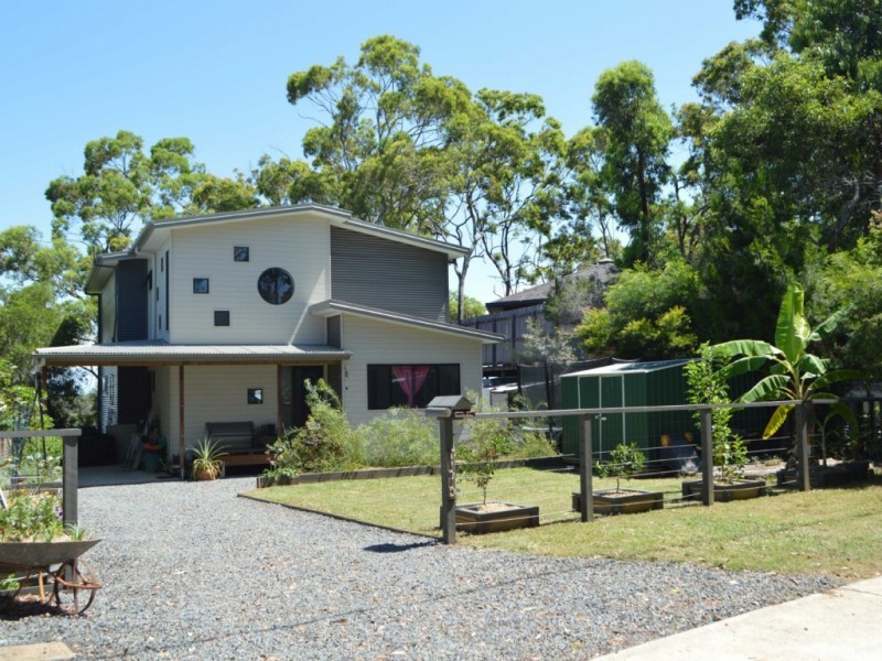 170 Treasure Island Avenue, Karragarra Island QLD 4184