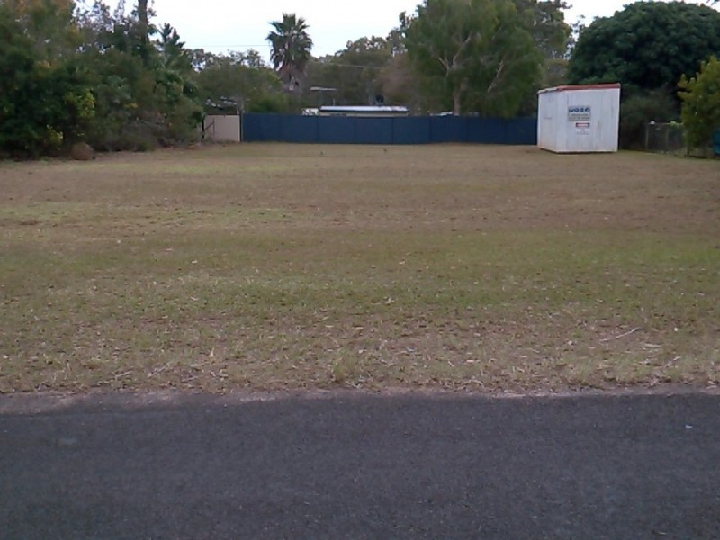 19 Scotts Road, Macleay Island QLD 4184