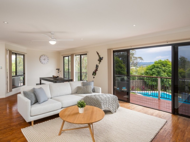 37 Jackaroo Crescent, Gilston QLD 4211