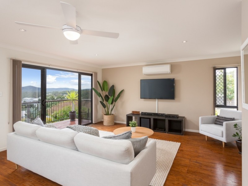 37 Jackaroo Crescent, Gilston QLD 4211