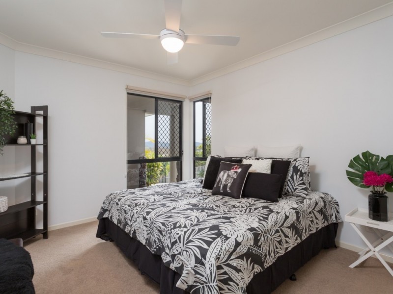 37 Jackaroo Crescent, Gilston QLD 4211