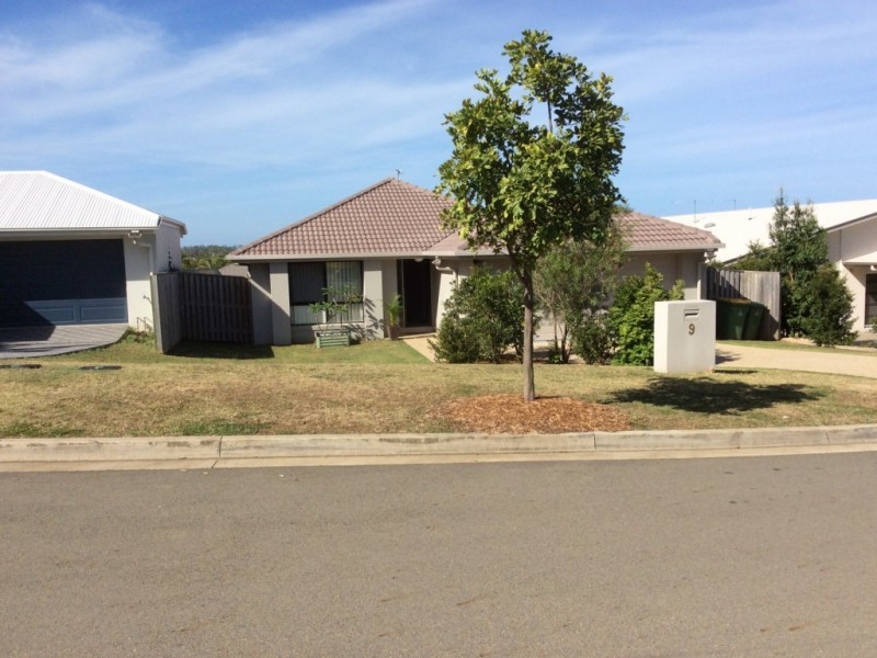 9 Isetta Court, Upper Coomera QLD 4209