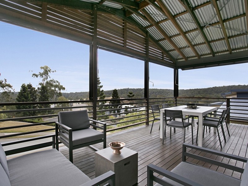 17 Pardalote Drive, Brookwater QLD 4300