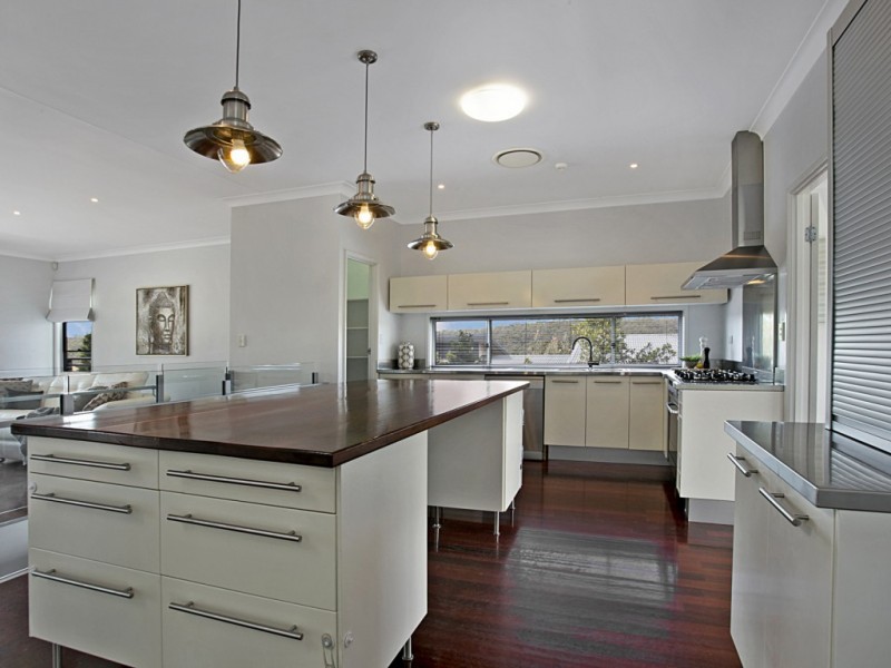 17 Pardalote Drive, Brookwater QLD 4300