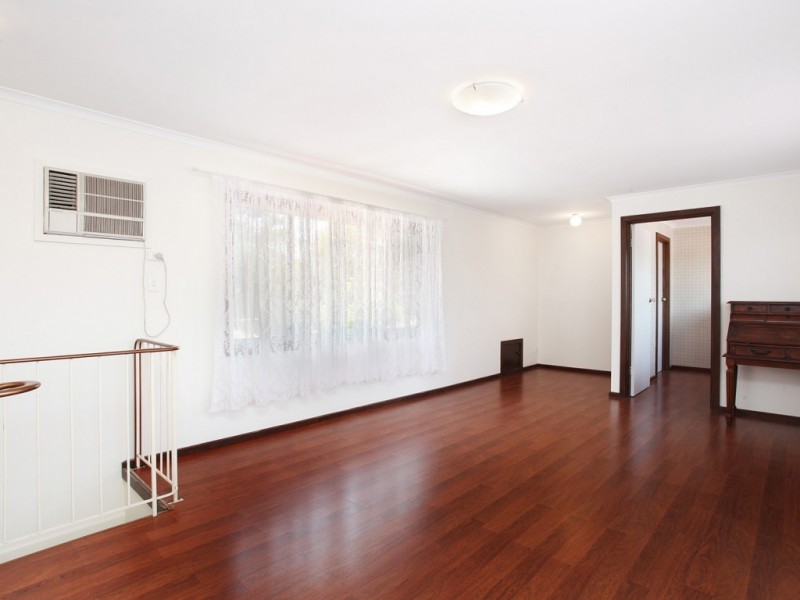 9 Lancing Court, Huntfield Heights SA 5163