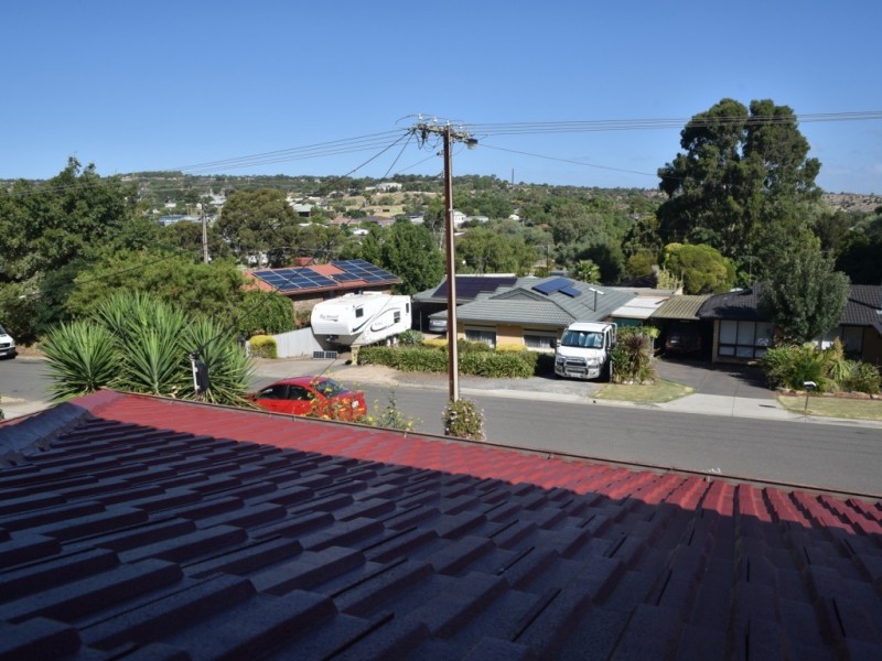 9 Lancing Court, Huntfield Heights SA 5163