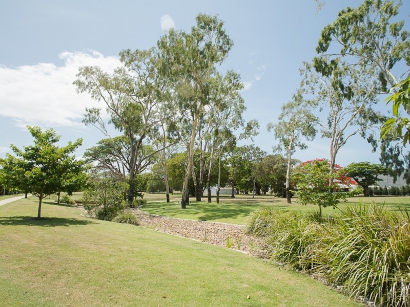 8 Goode Lane, Oonoonba QLD 4811