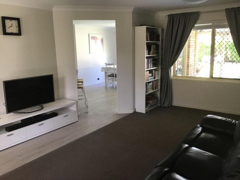 11 Chesterfield Crescent, Wellington Point QLD 4160