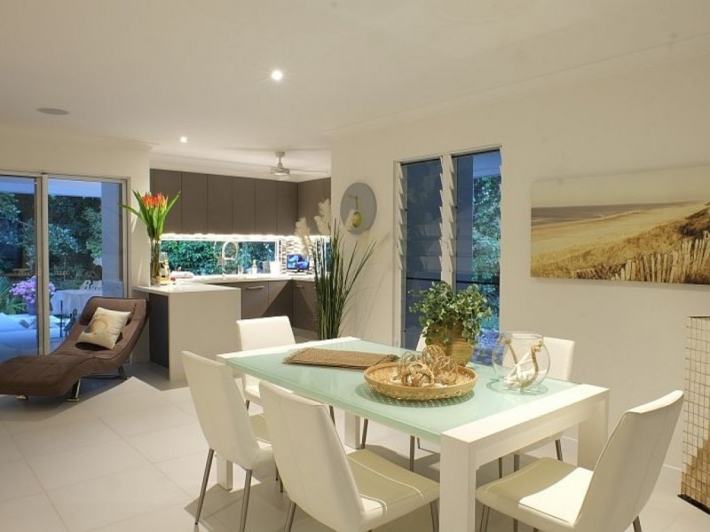 20 Kurt Close, Palm Cove QLD 4879