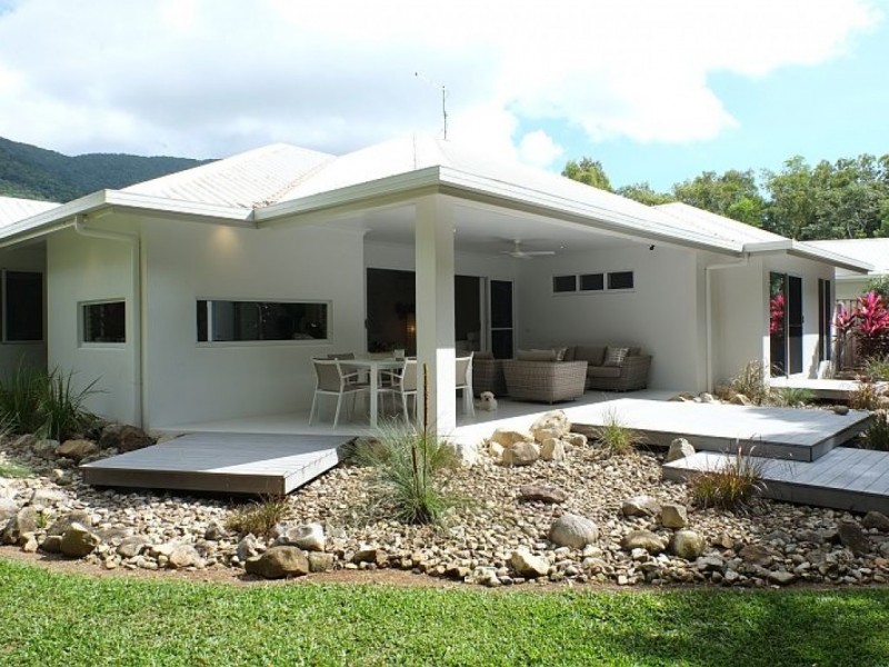 20 Kurt Close, Palm Cove QLD 4879